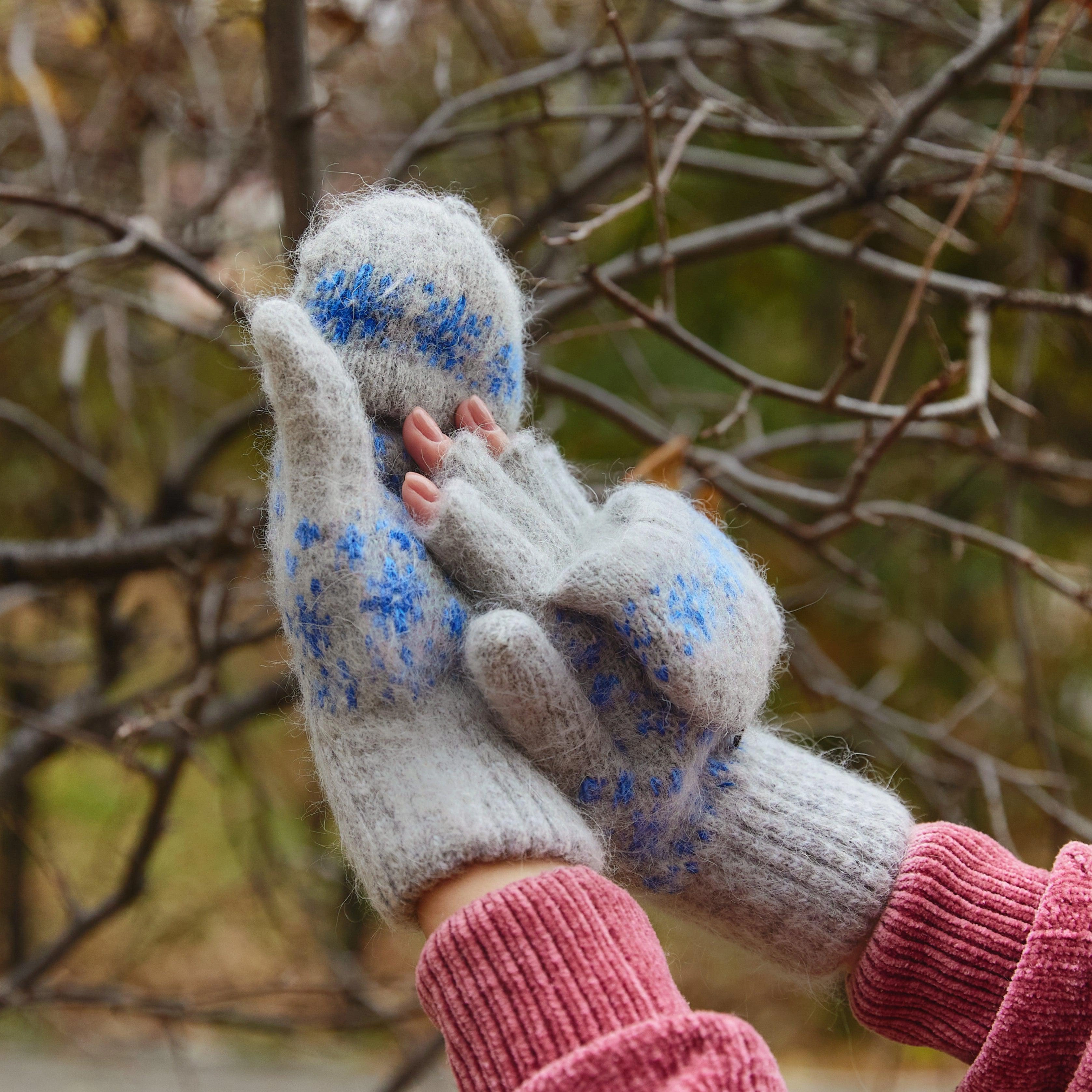 Cozy Blue Blizzard Goat Wool Mittens - Winter Warmth for Women!